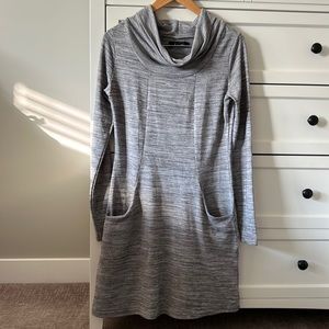 Grey front pockets dress (size S)